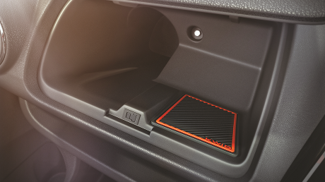 Kwid Anti slip mat - Glovebox